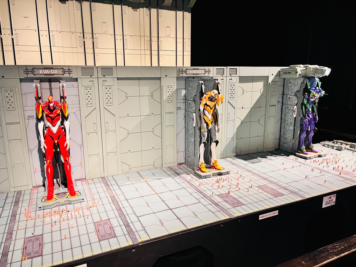 SMALL WORLDS Miniature Museum