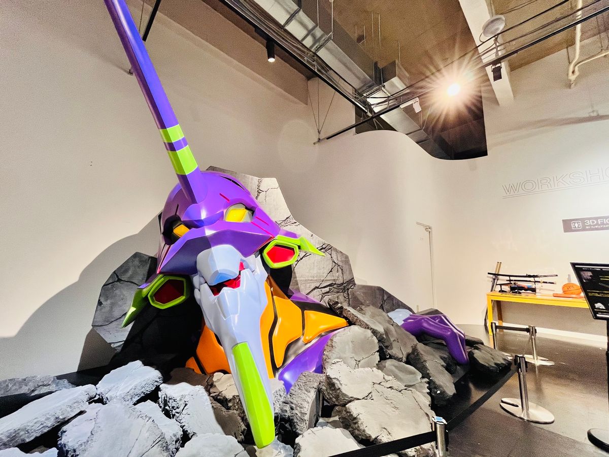 SMALL WORLDS Miniature Museum