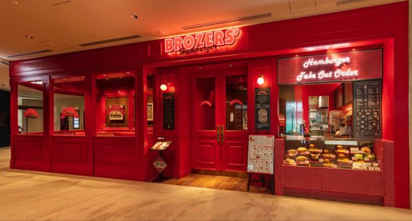 日本・東京都「HJC視察」の写真：ブラザーズ日本橋高島屋店