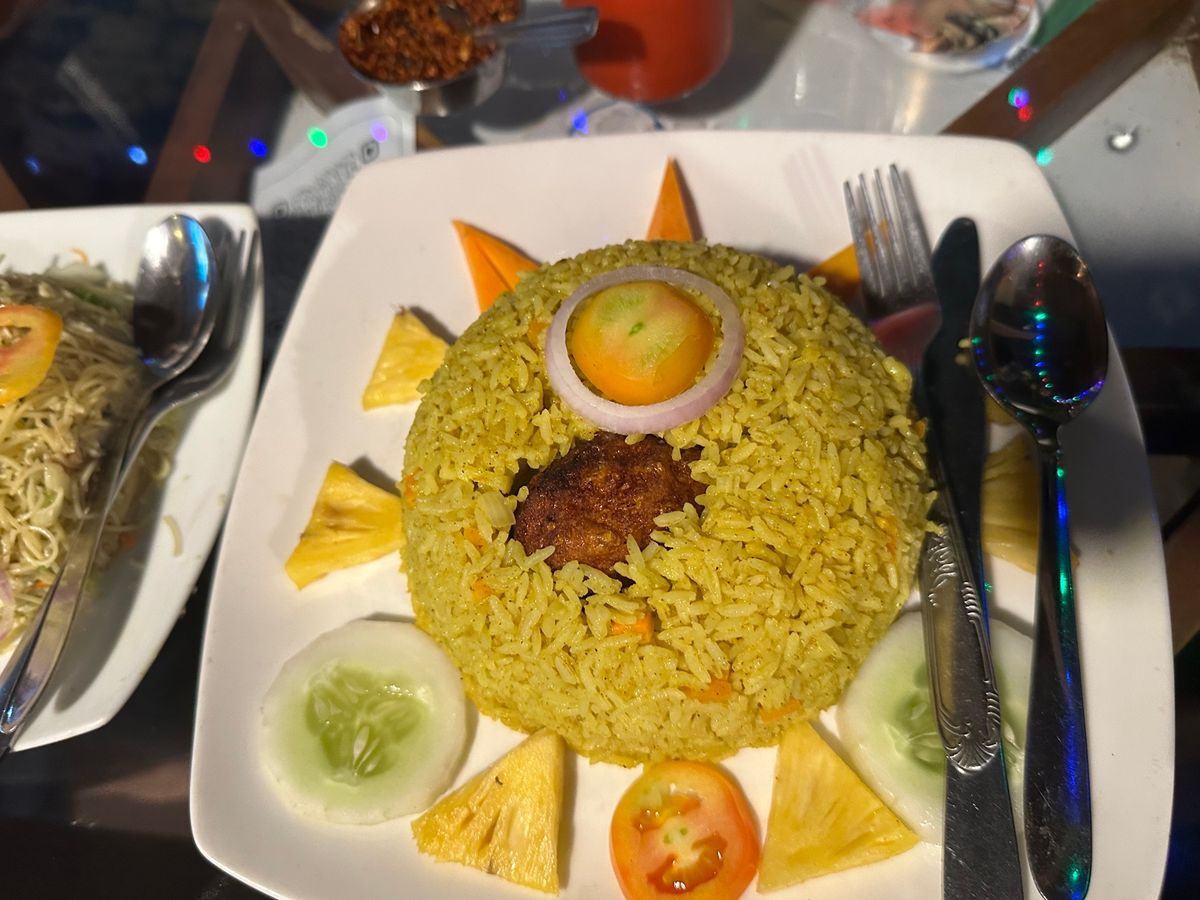 4/30
スリランカカレー、コットゥ、ビリヤニ、ライオンビール