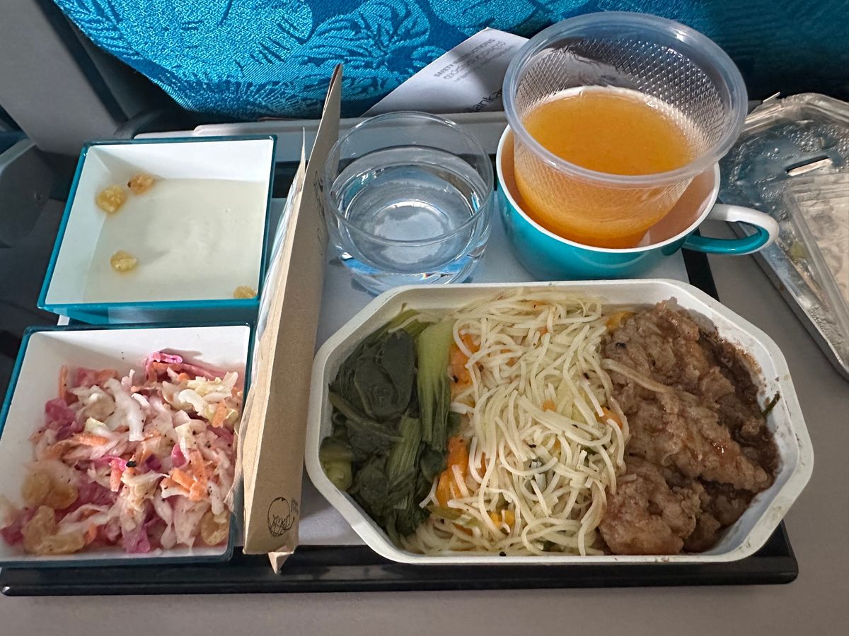 5/4
日本帰国
バンダラナイケ国際空港からシンガポールへ