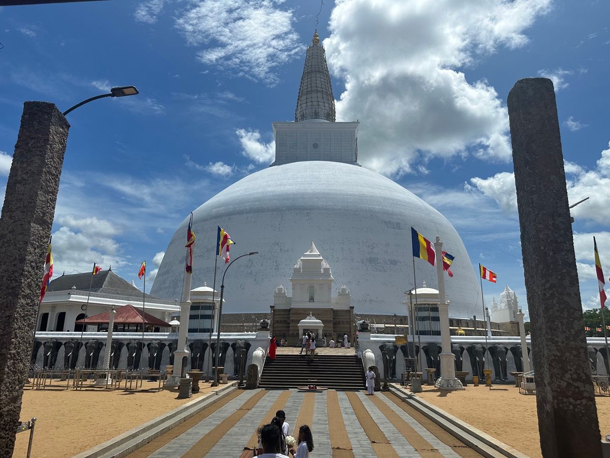 4/30
世界遺産アヌーラダプラ