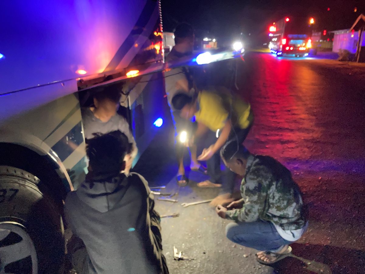 パークセー
夜のバスで一気にビエンチャンまで。今回も1区画分の寝台スペース...