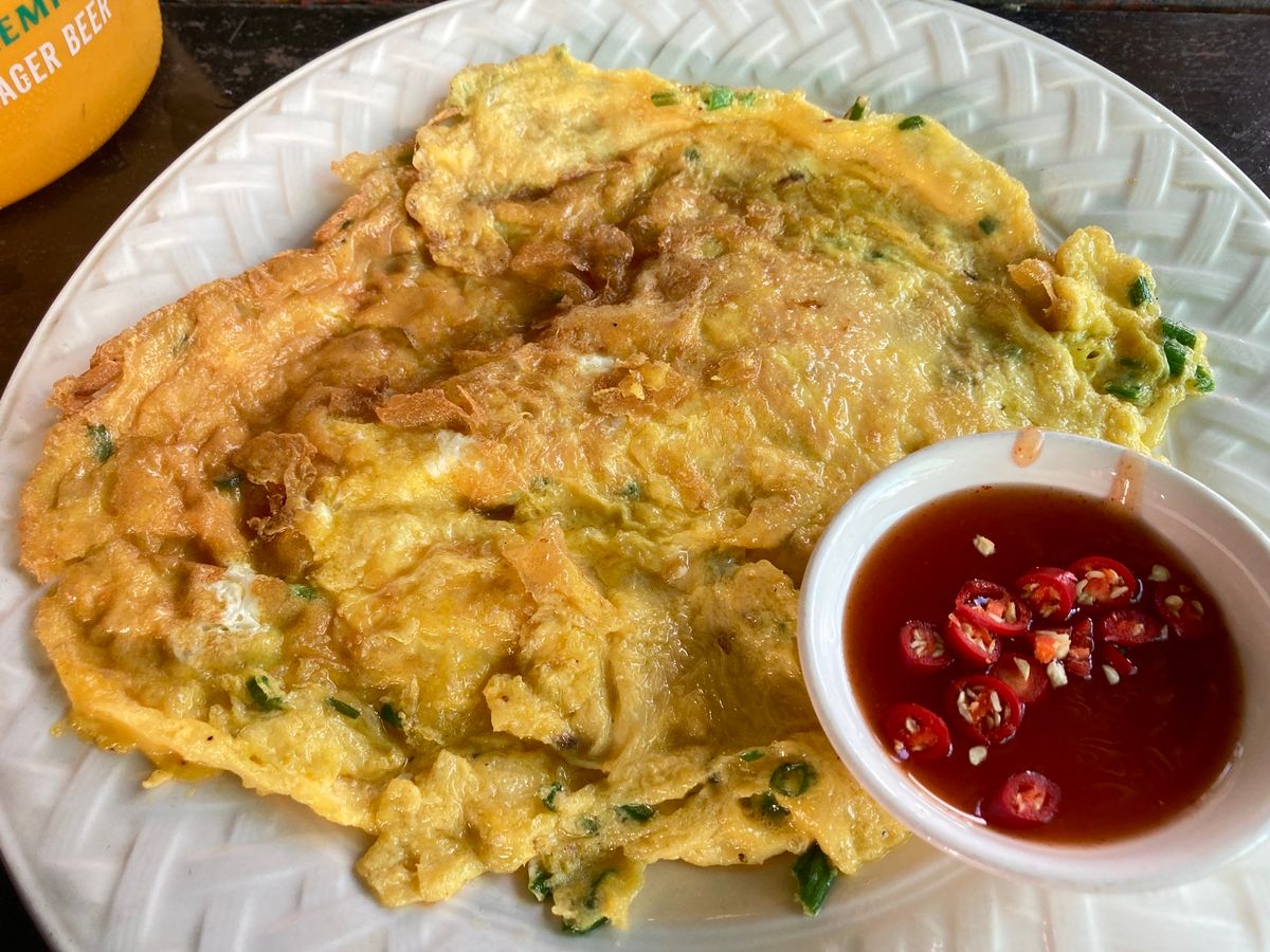 パークセーの8Km Bus Terminalから高原(標高1280メート程...