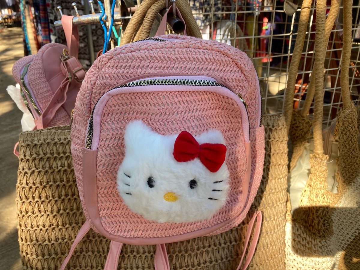 パークセーからレンタルバイクでTad Yeung Waterfallへ。4...