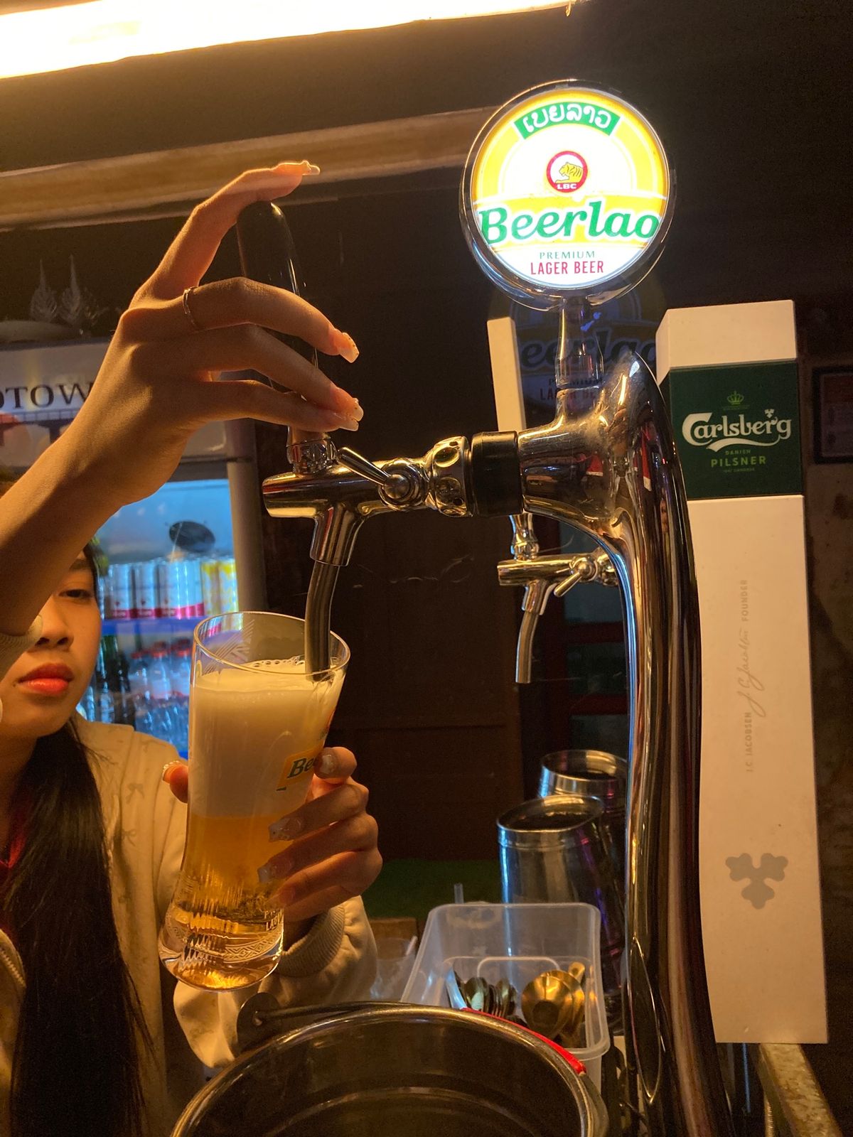 前回インティラホテルにあった生ビアラオがなくなっていて、探してみたら近くで...