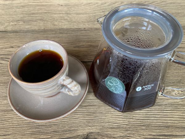 ラオス人民民主共和国・ルアンパバーン「ラオス」の写真：レンタルバイクで帰って来たパークソン。オ...