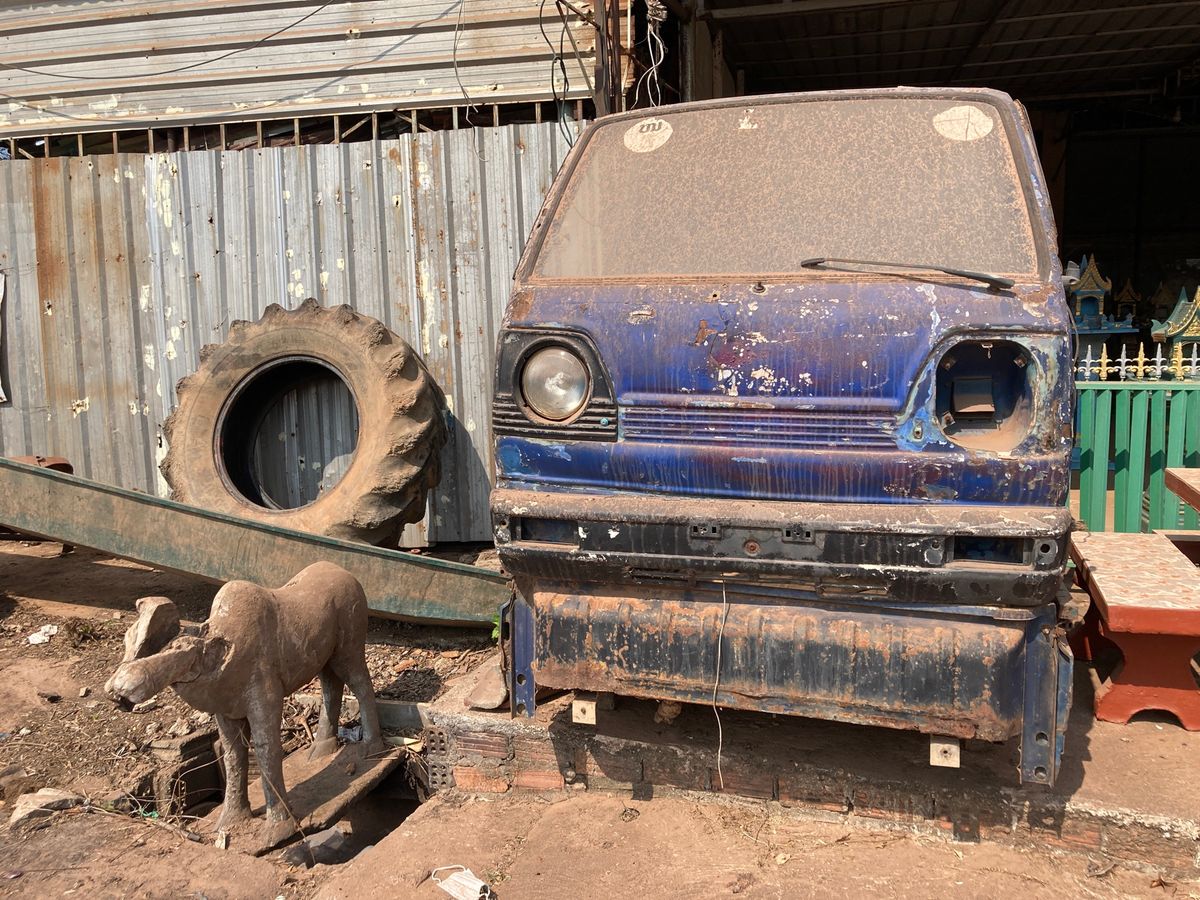 バンケーン
コーヒー飲んで更に散策