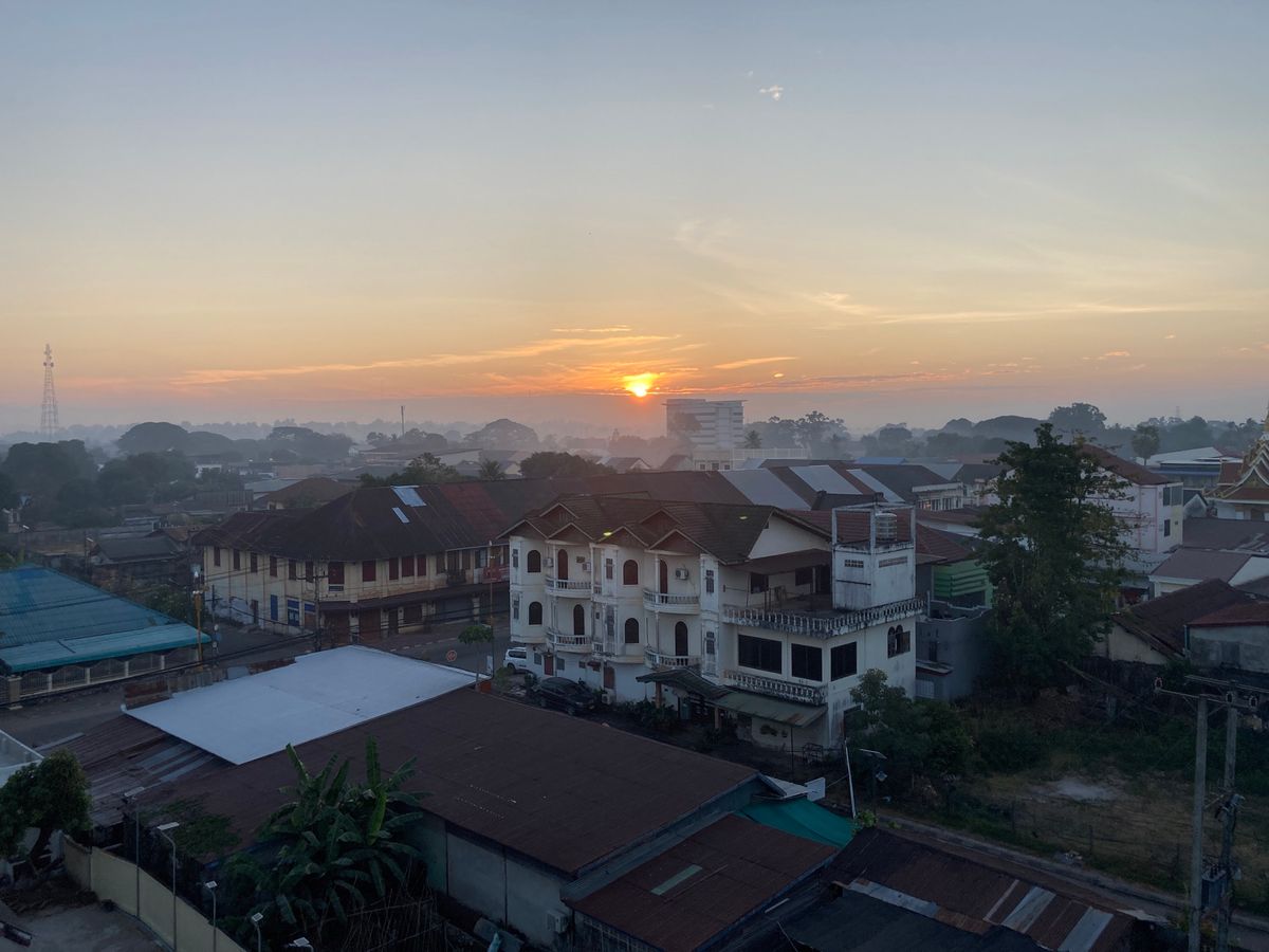 ターケーク
朝、メコン川があるお陰か、街がそこまで大きくない？からか、かな...