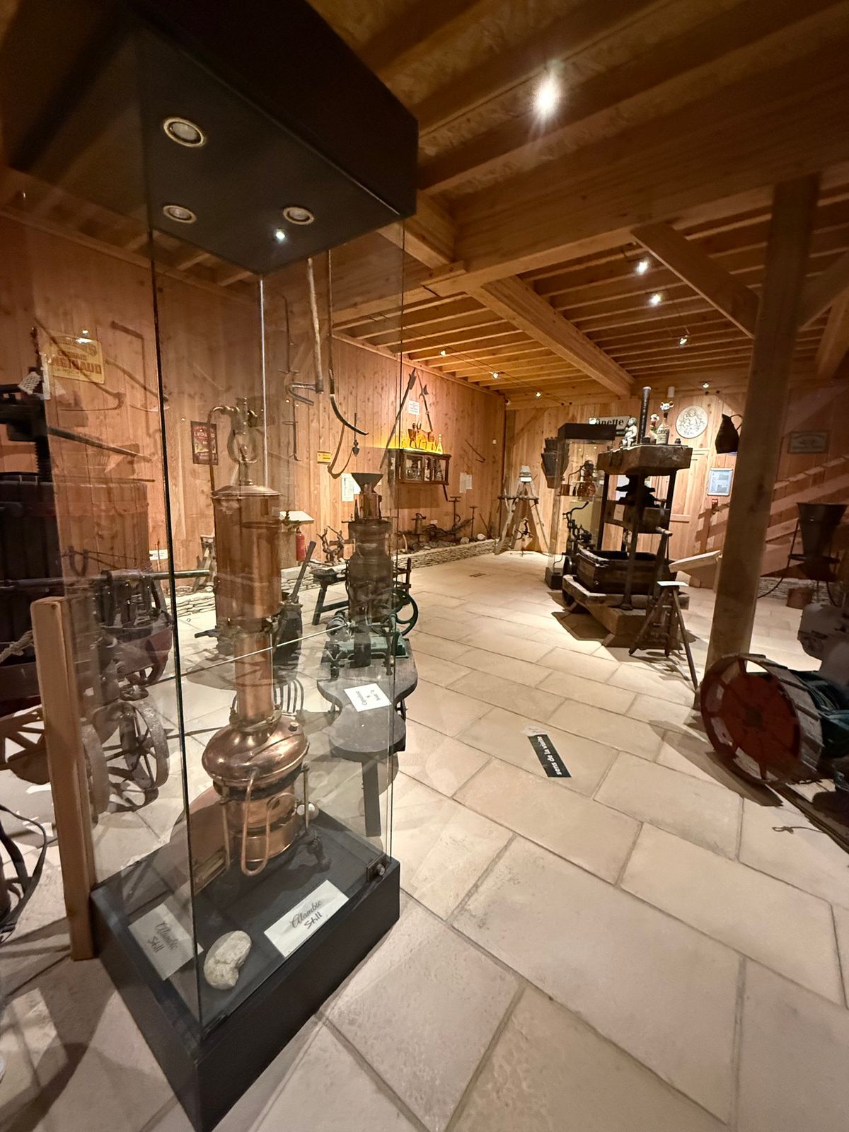 Musée VINÉA PASSION ワインミュージアム

シャブリのハ...