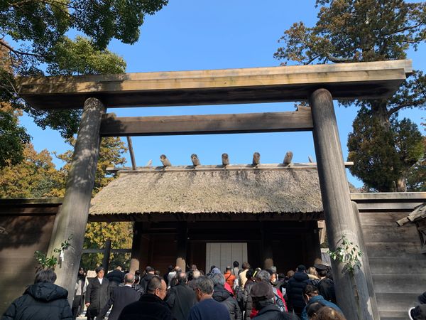 日本・三重県「伊勢志摩観光」の写真：伊勢神宮外宮参拝