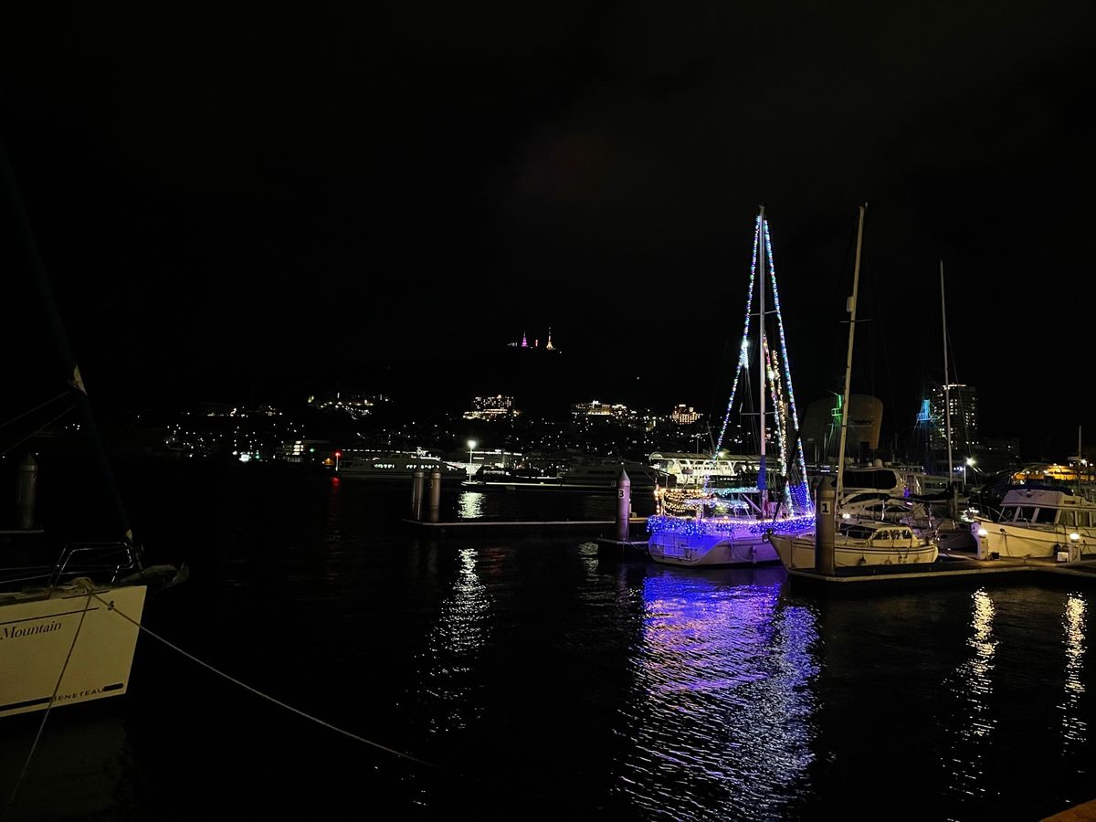 長崎出島ワーフ