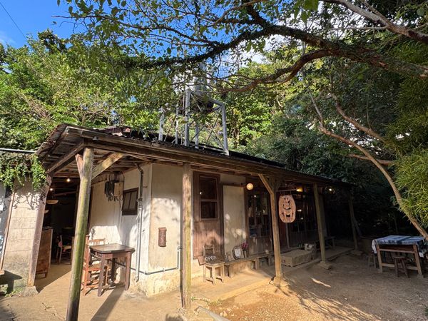 日本・沖縄県「年に一度の沖縄旅行2025」の写真：沖縄県　読谷村
水円
パン屋さん。ここの...