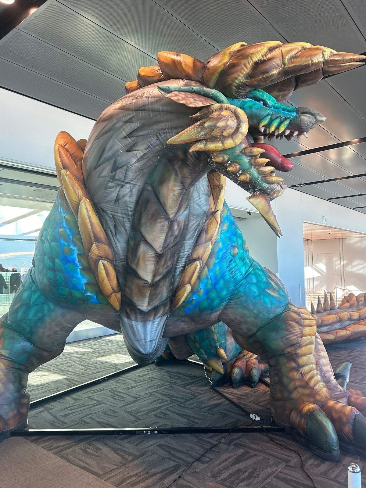 羽田でモンハンのイベントやってた‼️
大阪では、いつもの店で夕食。美味しい...