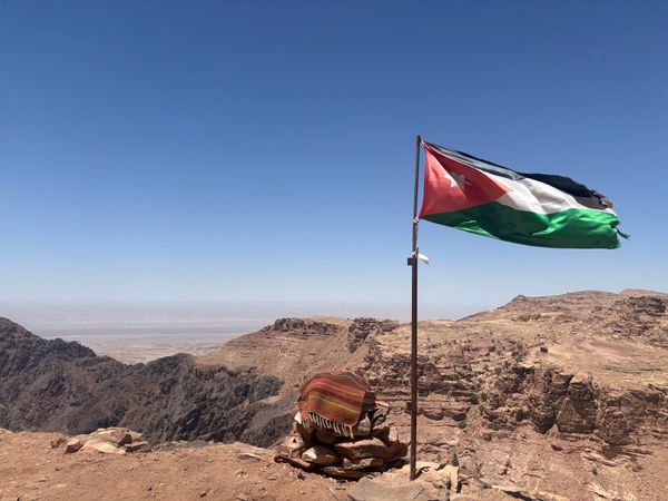 ヨルダン・死海「ヨルダン旅行」の写真：ペトラ