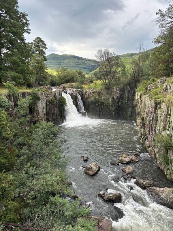 レソト・サニパス「サニパス」の写真：プレミアリゾートサニパス
滝　公園　プー...