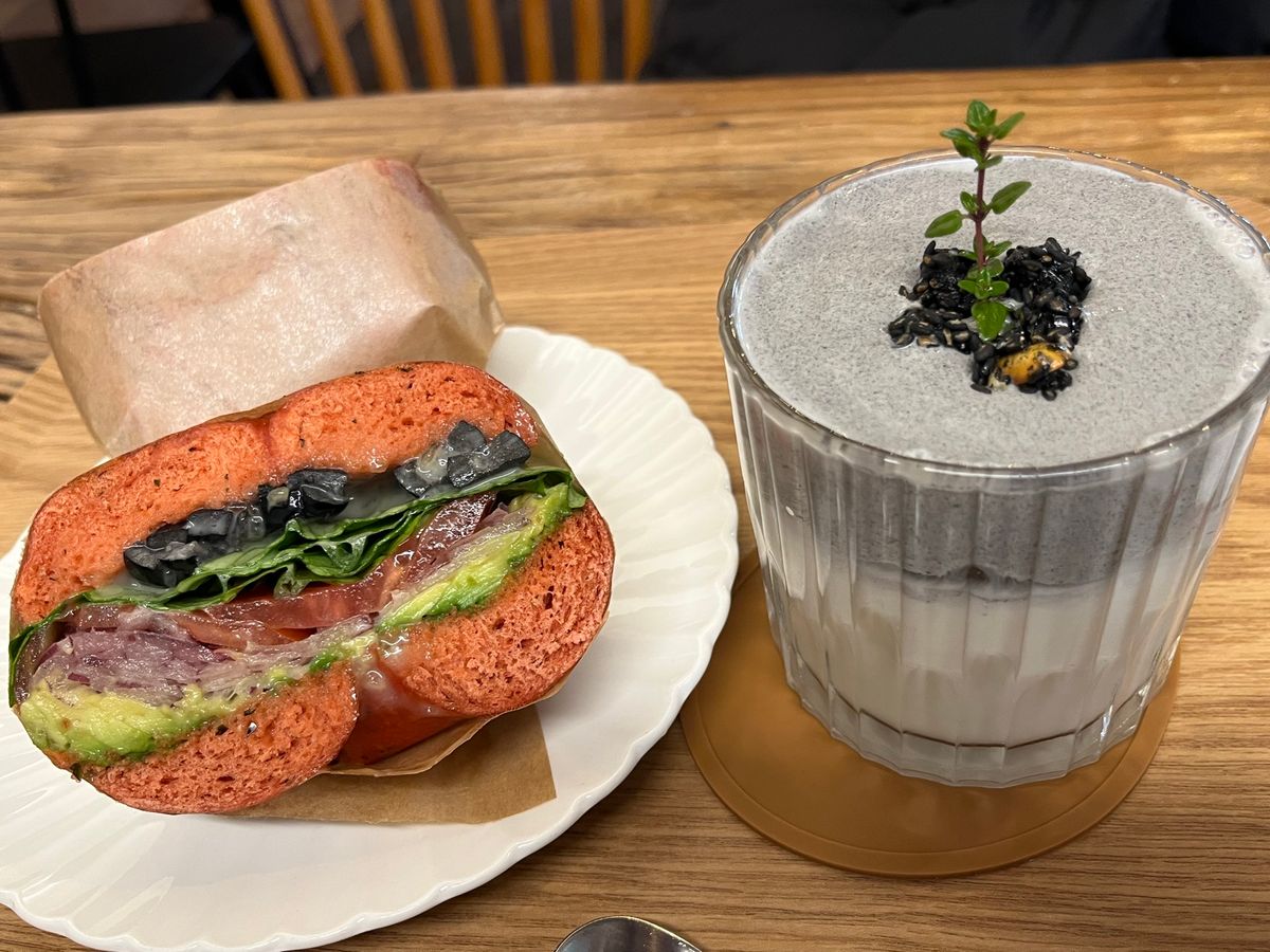 鍾路3街で朝食
