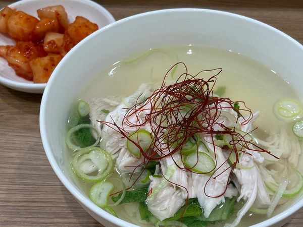 大韓民国 (韓国)・ソウル「韓国旅行」の写真：コムタン
ミシュランのお店です