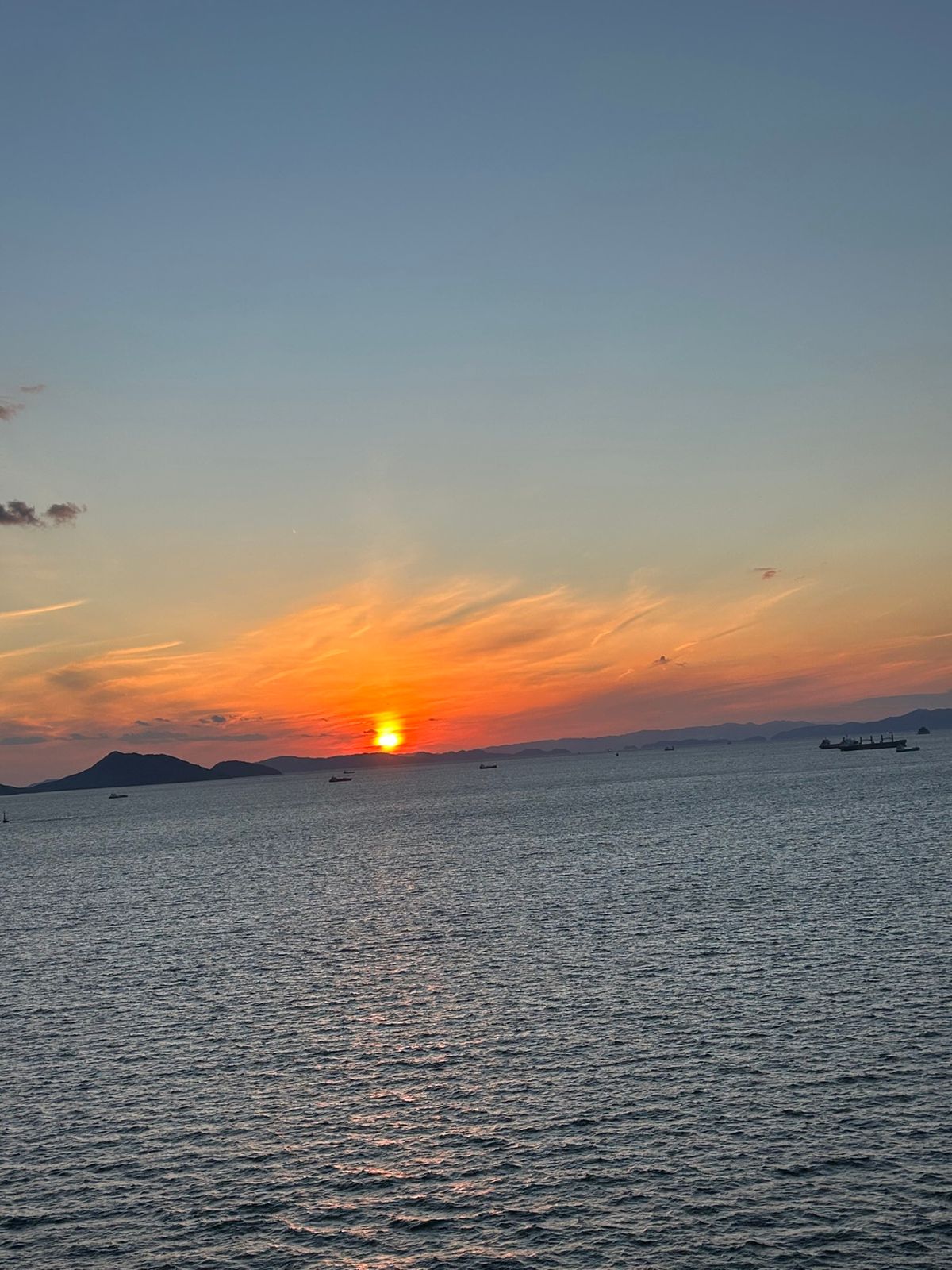 瀬戸内海の夕陽