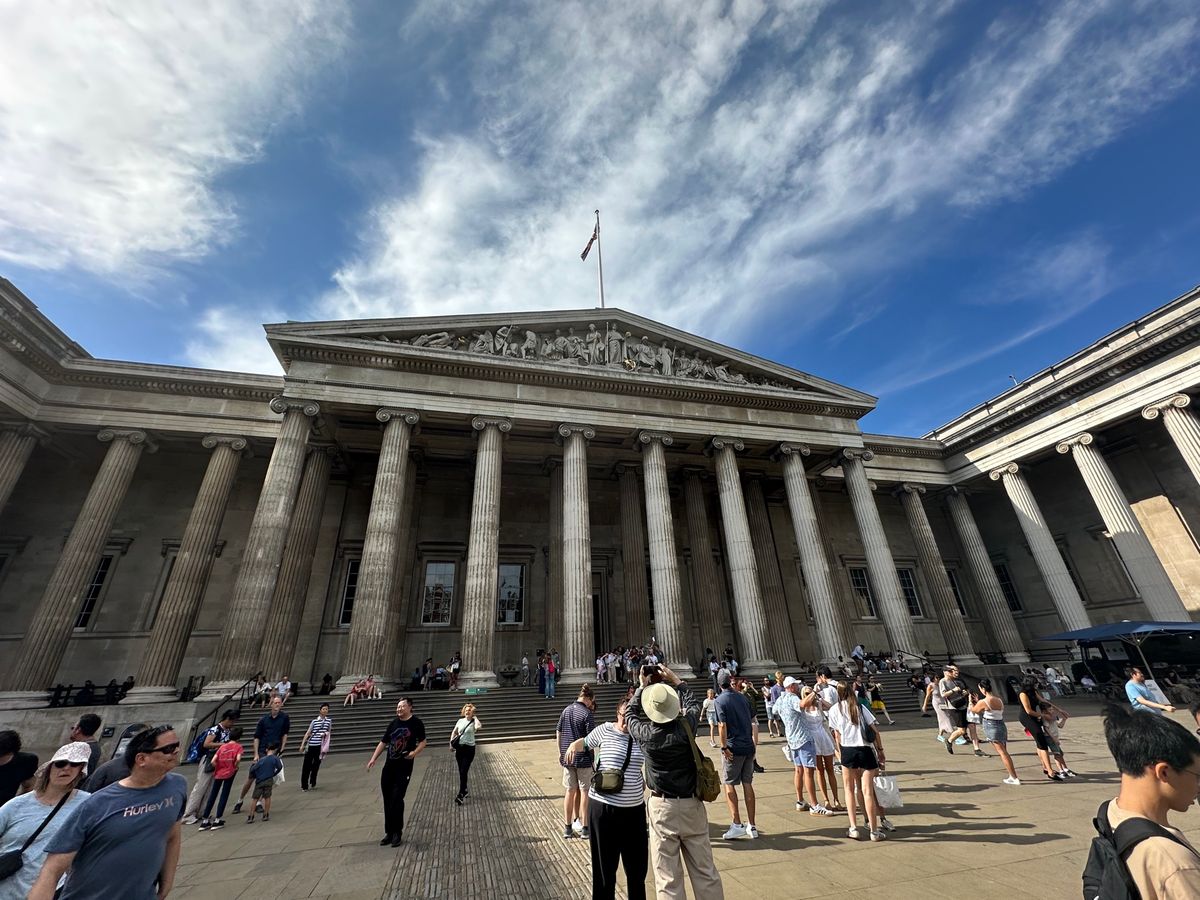 7/12 ロンドン観光
世界遺産以外バッキンガム宮殿、タワーブリッジ、大英...