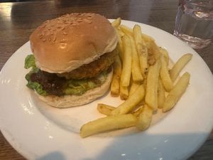 7/12〜13 イギリスグルメ
フィッシュ&チップス、ジャックフルーツバー...