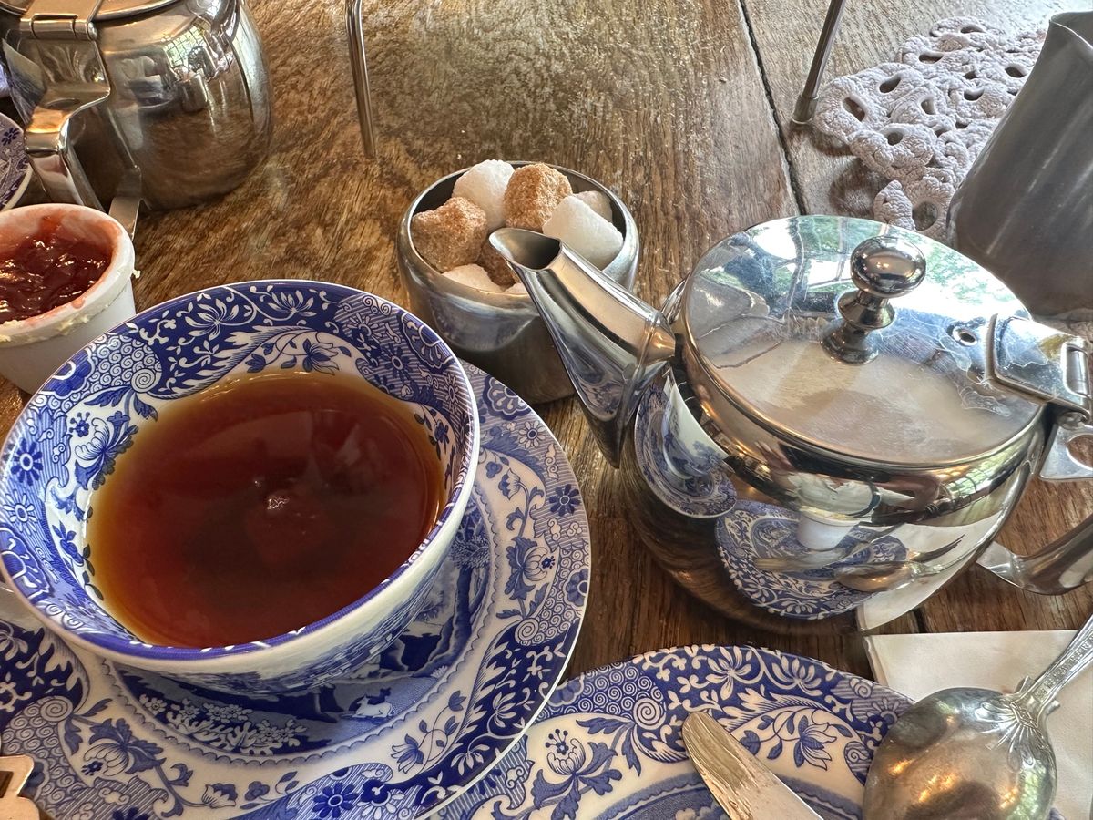 7/14 イギリスグルメ
イングリッシュブレックファーストとアフタヌーンティー