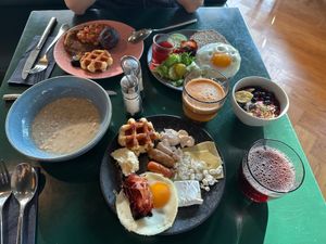 7/19 ヘルシンキグルメ⑵
Café Esplanadのサーモンスープと...