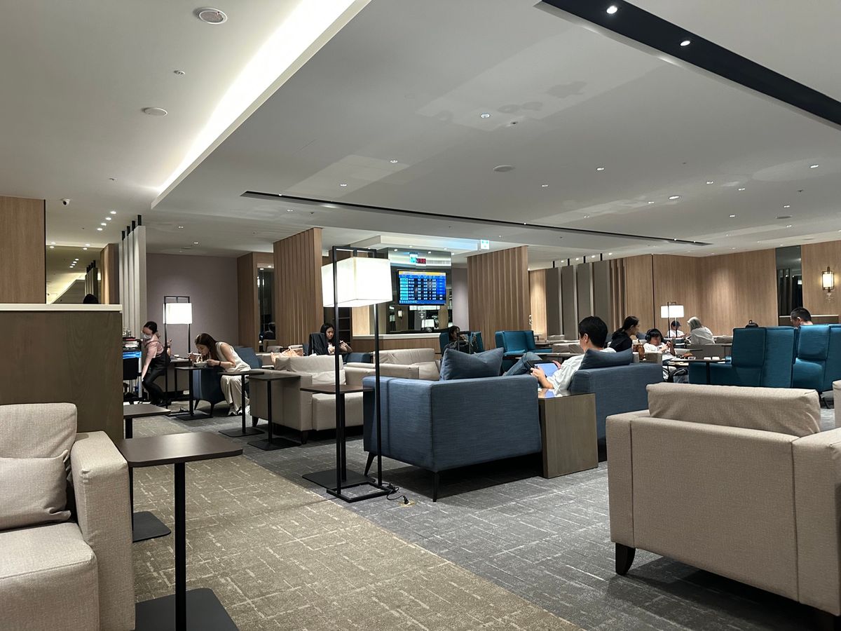 6/22
阜杭豆漿、駐在中アパート近くのホテルから松山空港