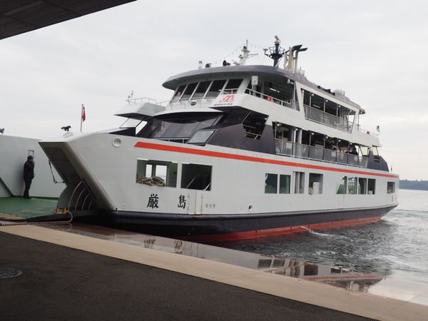 日本・宮島「広島、宮島旅行」の写真：いざ宮島へ