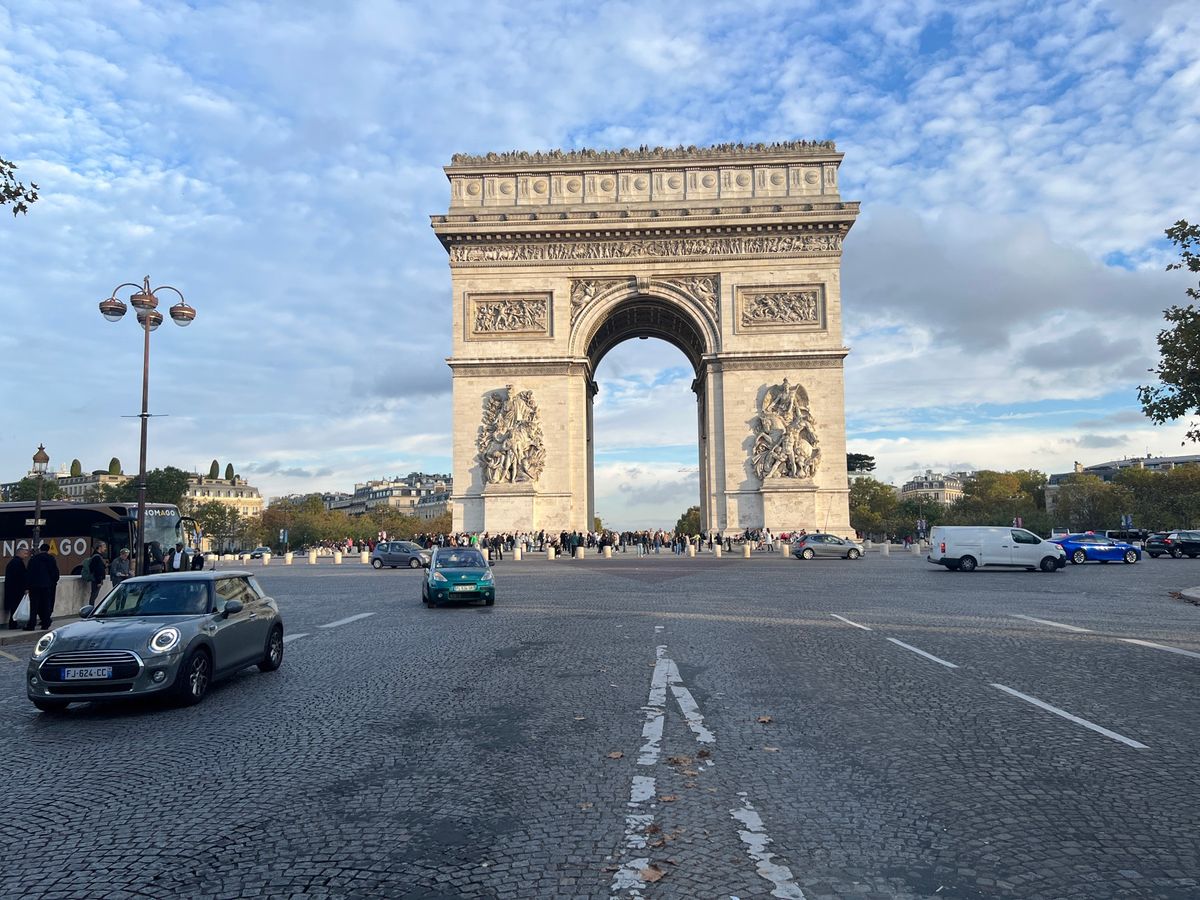 凱旋門とコンコルド広場