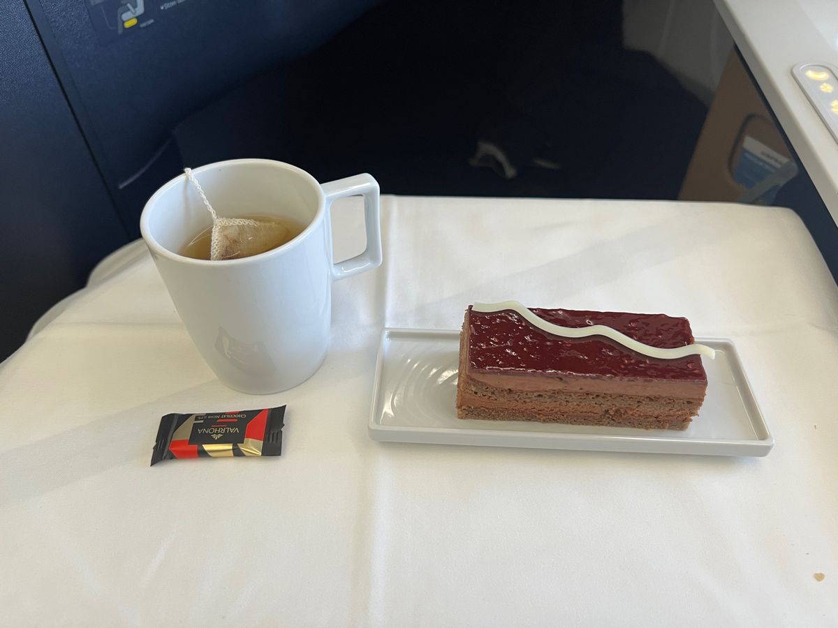 成田からエールフランスビジネスクラスで