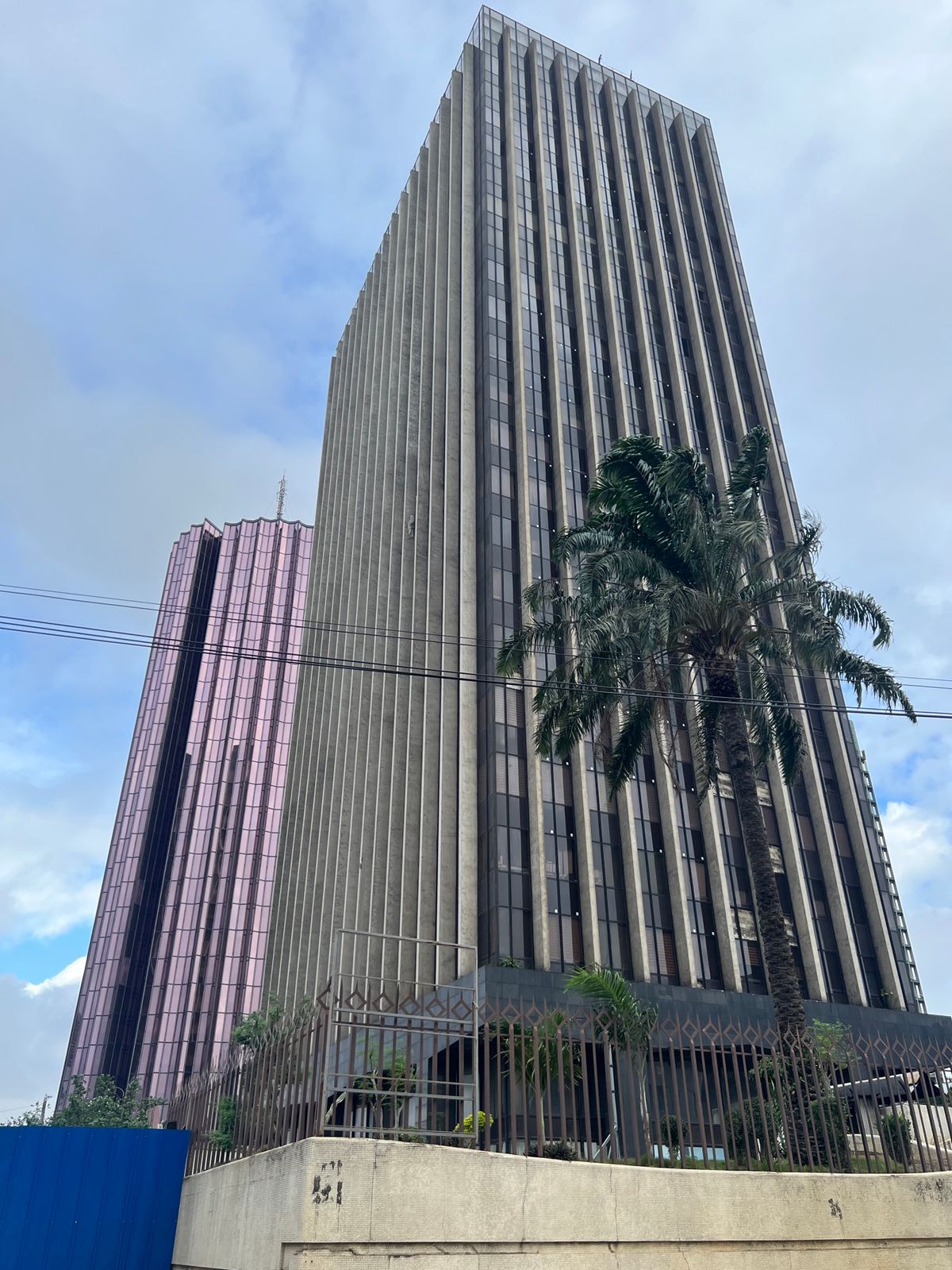 アビジャンの霞ヶ関のような場所