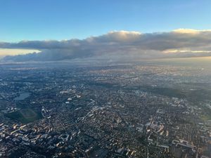 Paris着で航空会社提供の空港ホテルに一泊