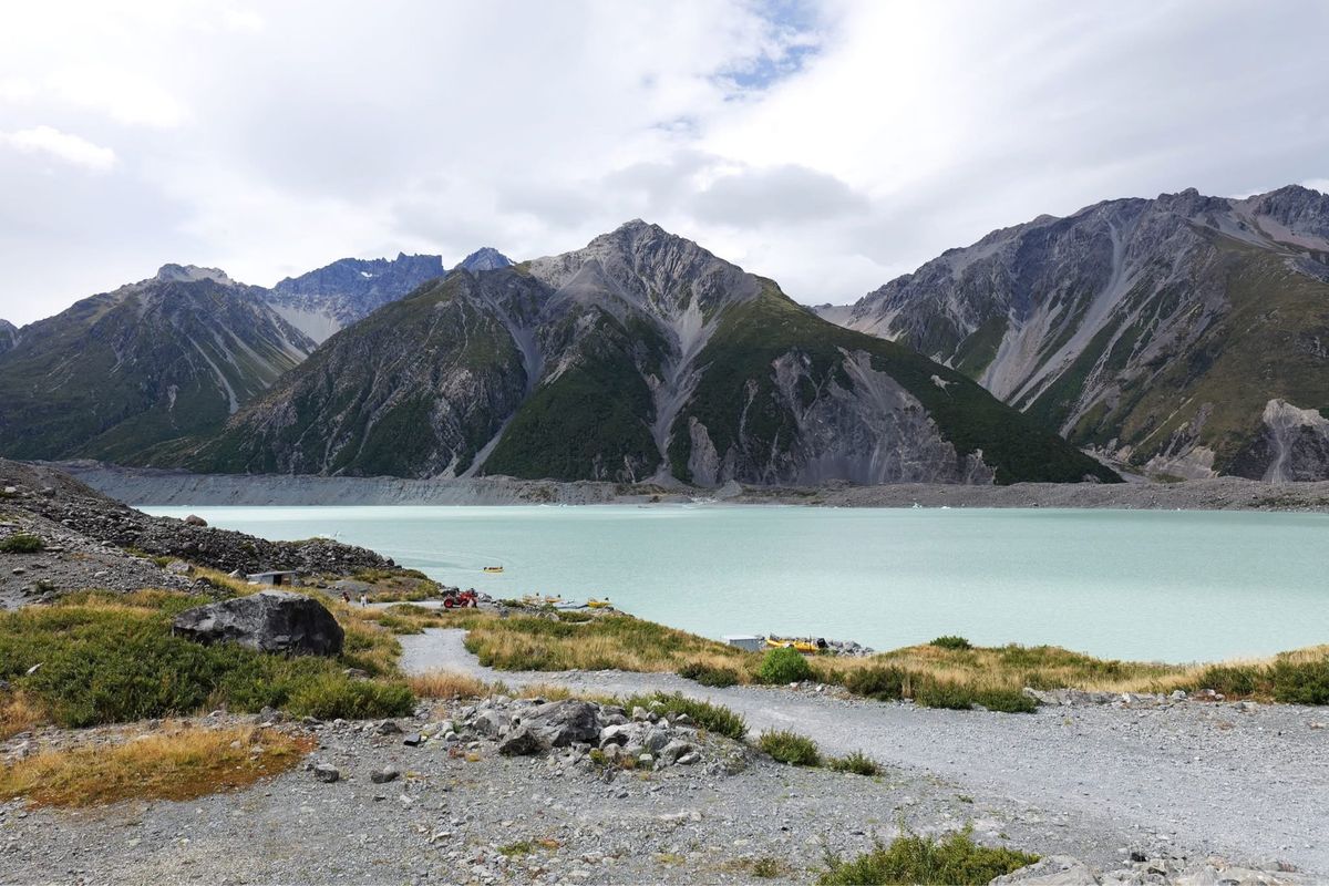 タスマン湖ボートツアー