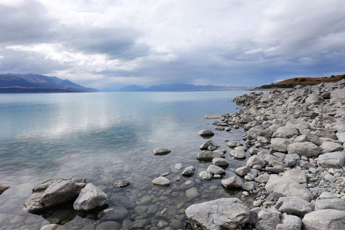 全裸で湖に入っている女性もいらっしゃいました