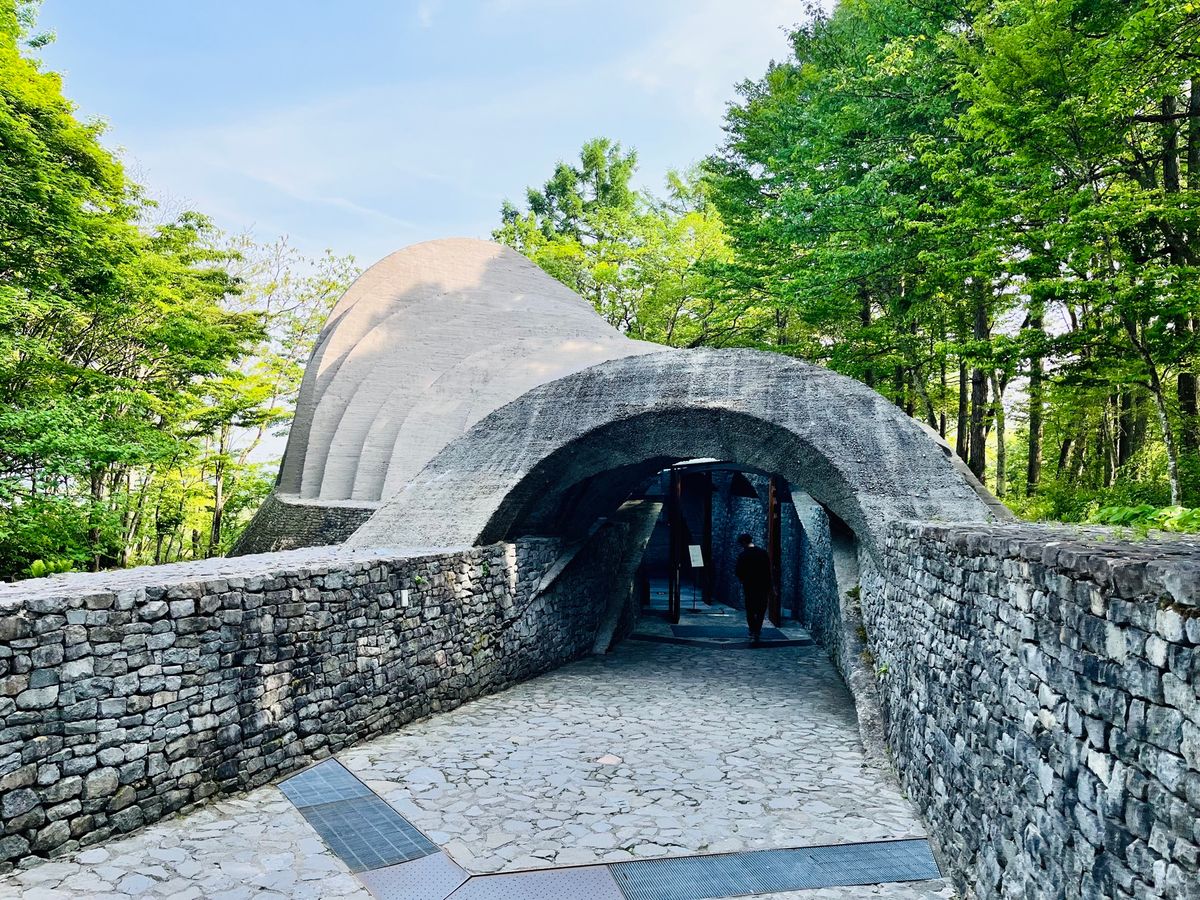 軽井沢高原教会・石の教会