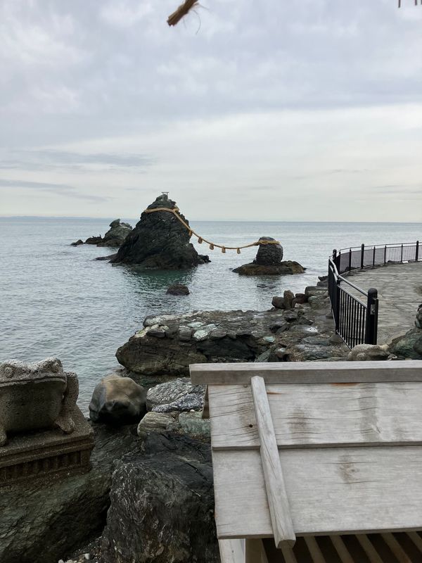 日本・三重県「伊勢志摩旅行2025」の写真：夫婦岩