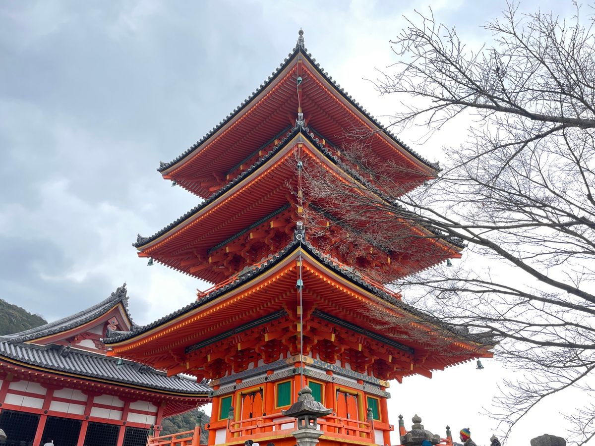 久しぶりに行った清水寺。やはりここはすごい人でした。