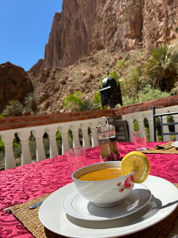 モロッコ・サハラ砂漠「CMN✈︎」の写真