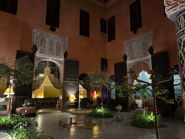 モロッコ・サハラ砂漠「CMN✈︎」の写真