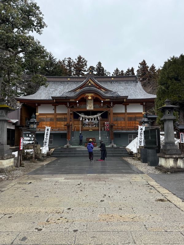 日本・松島「東北車旅行」の写真：烏帽子山八幡宮

鶴の湯松島館のすぐそば...