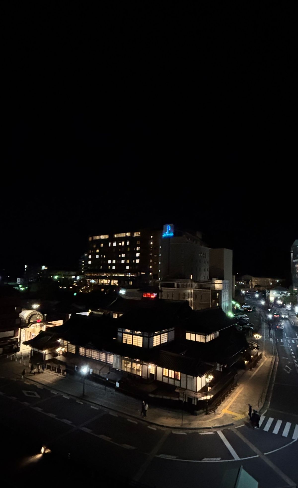 人も空気も温泉もあたたかい街♨️
みかんジュース濃厚だった＾＾