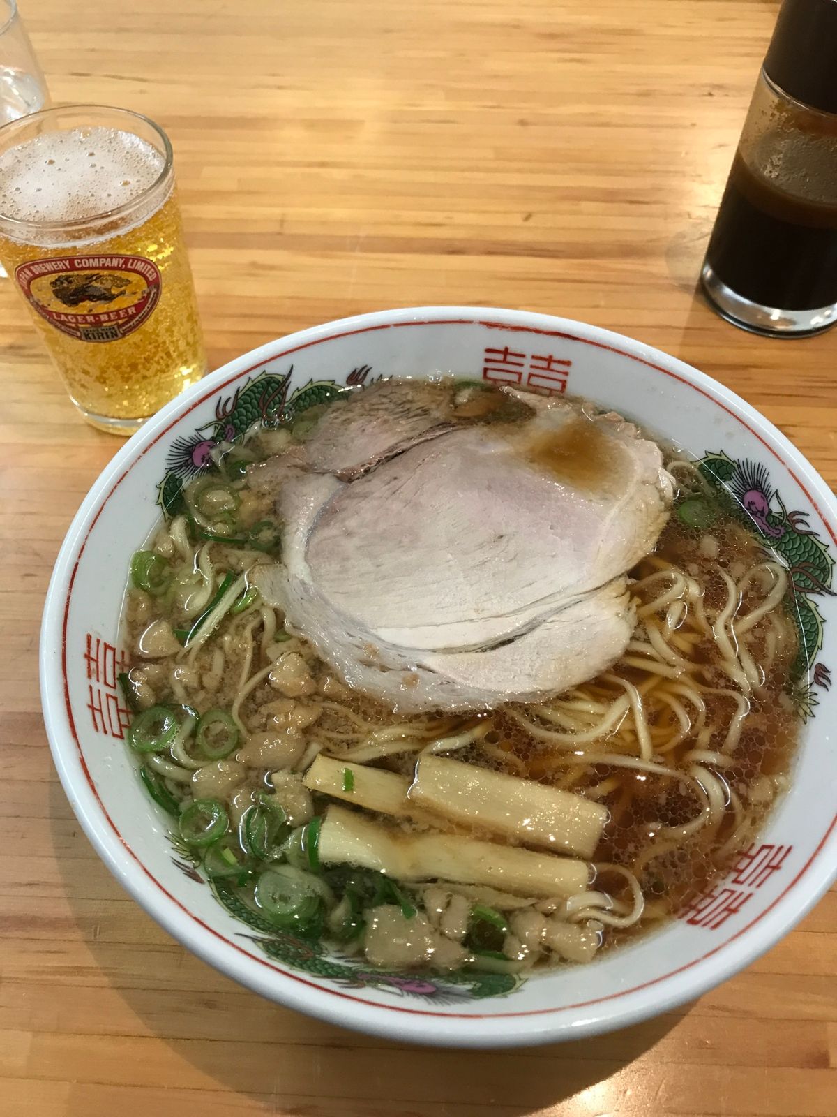 尾道。写真だと伝わりにくいけど、春の夕方の尾道は本当に気持ちよかった。ノス...