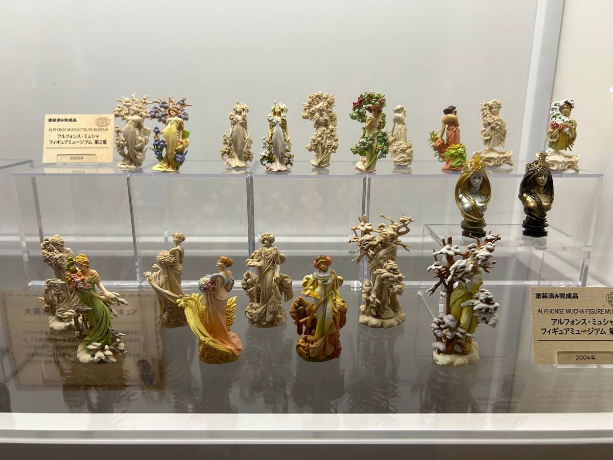 午後のメインは「わざわざ行こうよ」というキャッチコピーの海洋堂ホビー館。
...