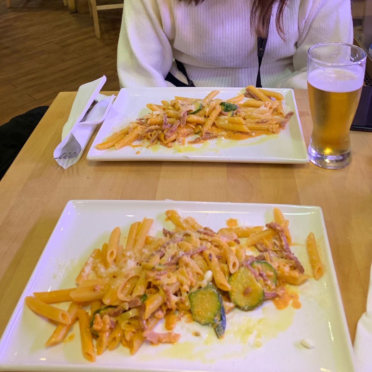 食べ物は高かったのとあんまり冒険できず…