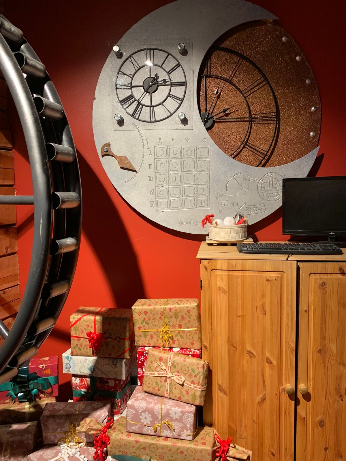 サンタクロース村、マリメッコ、ittala 