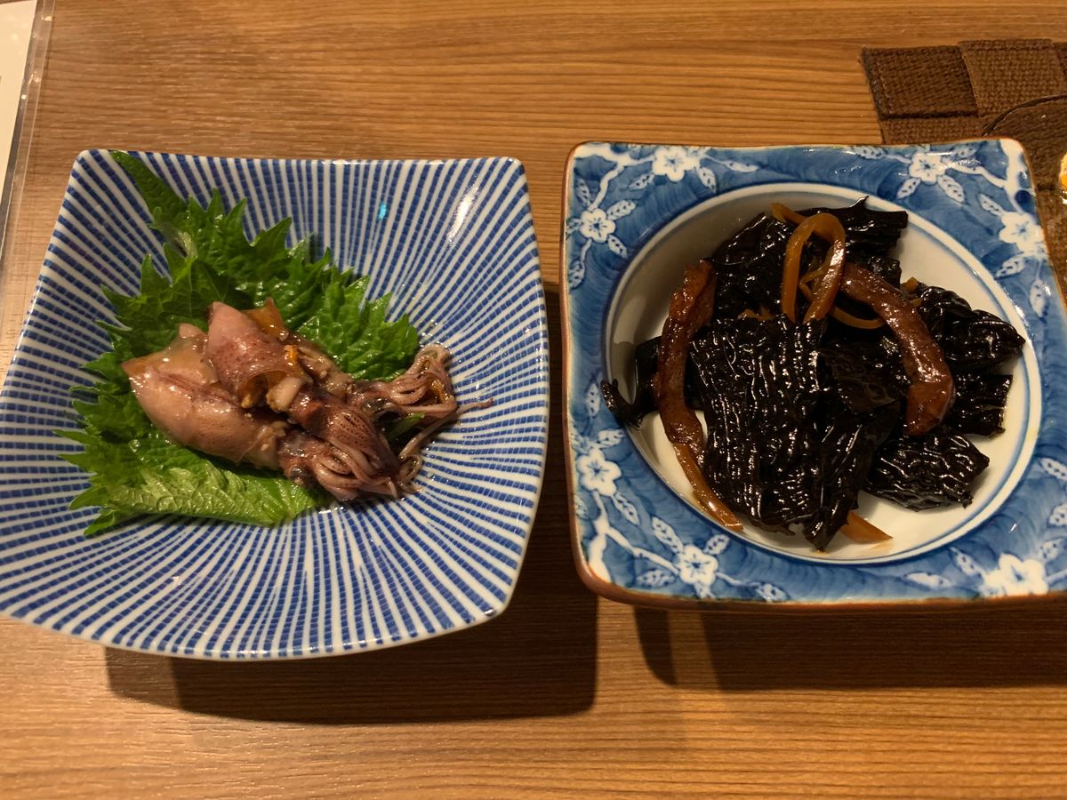 ばくらい、としろ等の珍味にオススメしてもらった日本酒を飲んでみた。
また行...