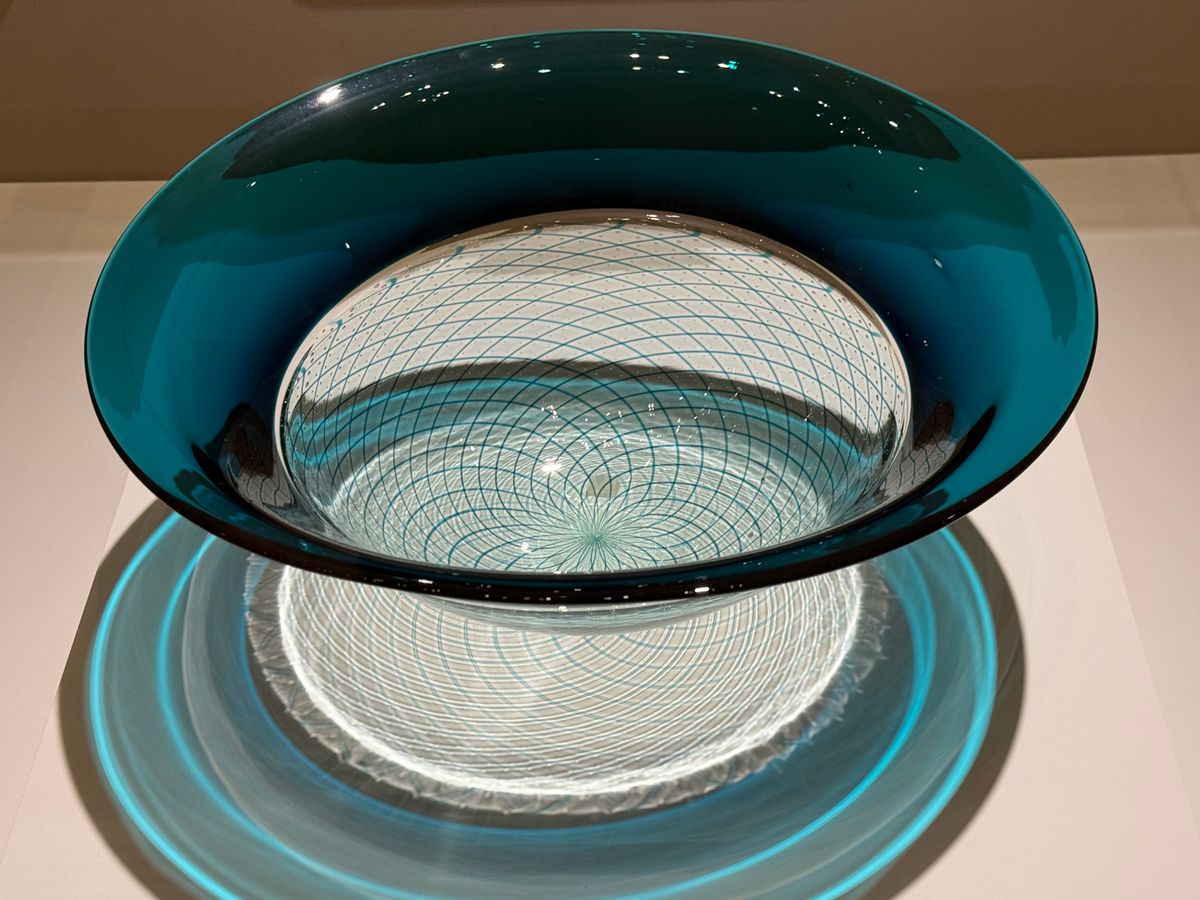 オリジナルの色。越碧と翡翠。きれい。
どーやって作ってるんだろう。