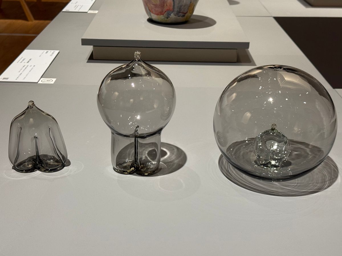 オリジナルの色。越碧と翡翠。きれい。
どーやって作ってるんだろう。