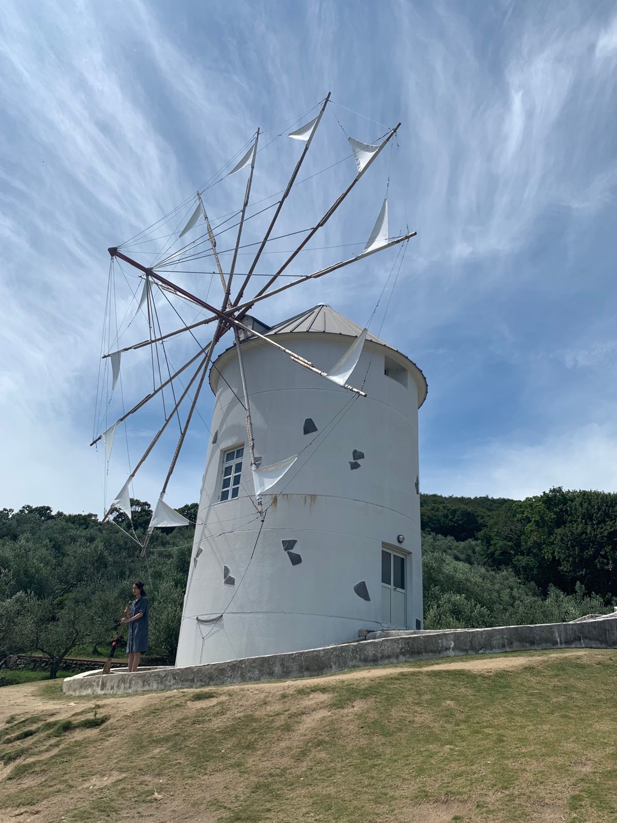 オリーブ色のポスト。ギリシャ風車。日本のウユニ塩湖と呼ばれる父母ヶ浜。この...